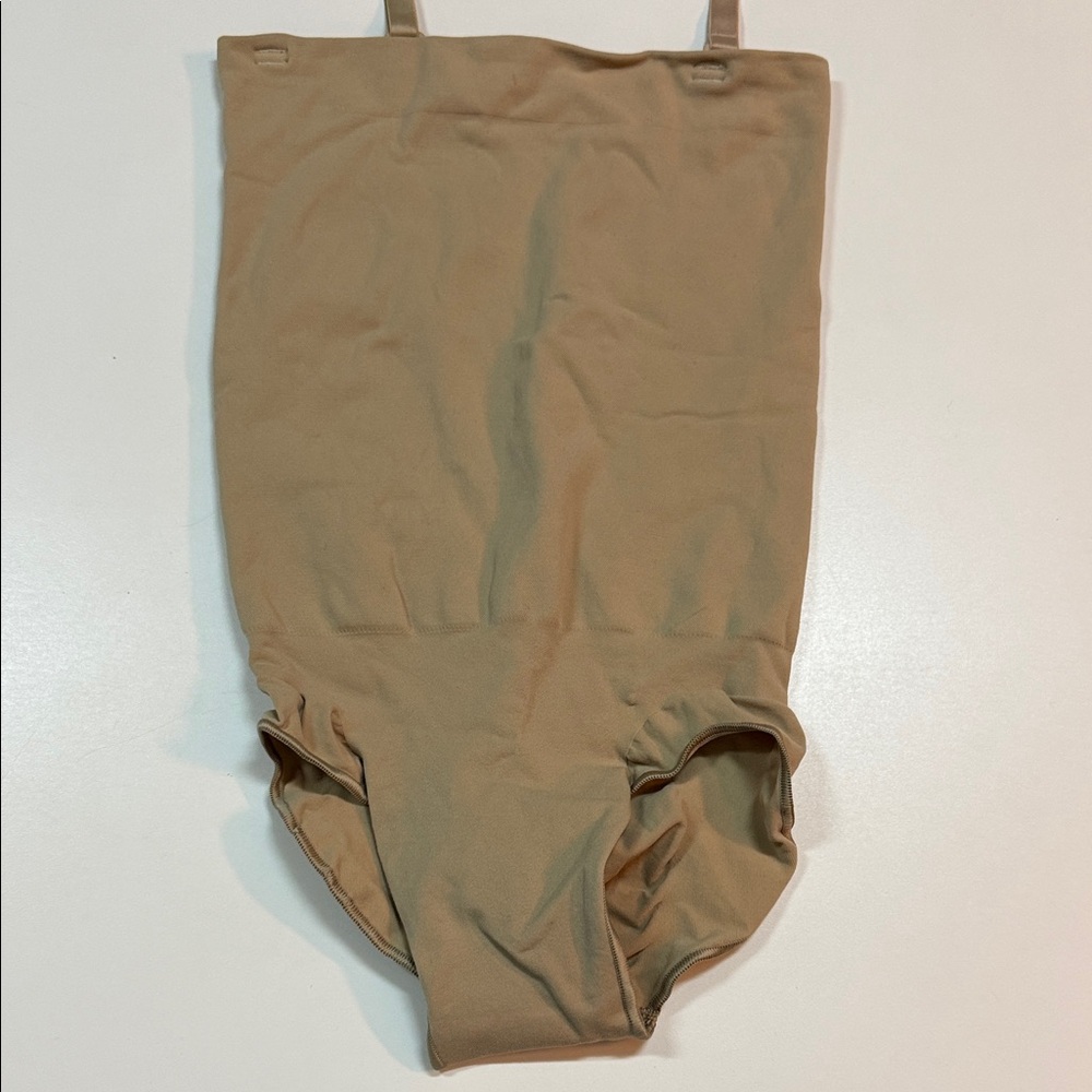 Skims High Brief Shapewear Medium